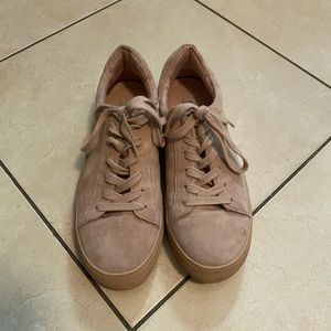 Steve Madden Sneakers